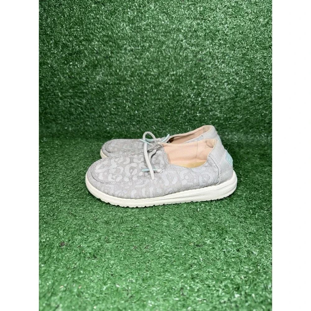 Hey Dude Wendy Toddler‎ Size 11C Grey White Walking Shoes Comfy Loafer Slip On